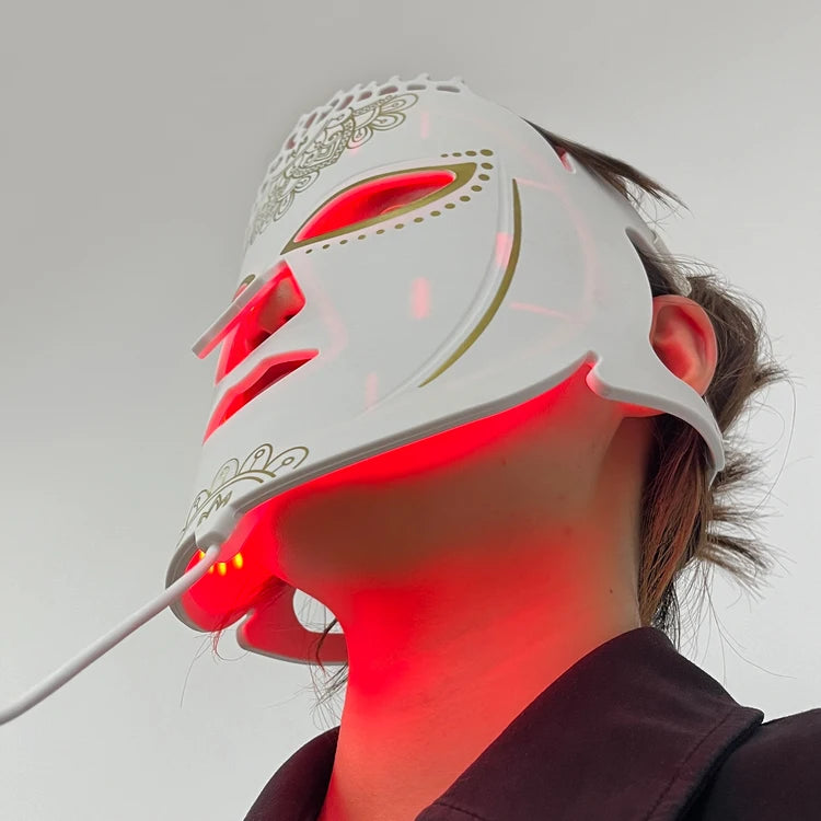 led light therapy facial